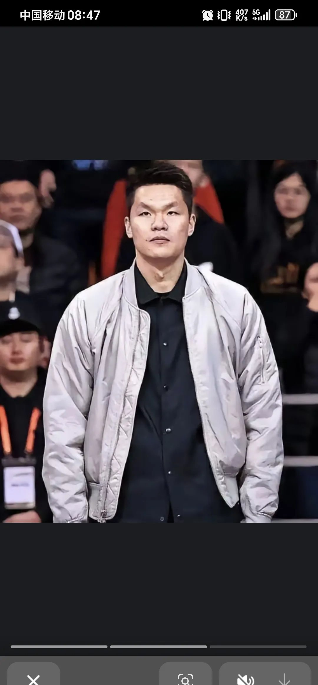 包含广东宏远再次夺冠，球员表现抢眼的词条