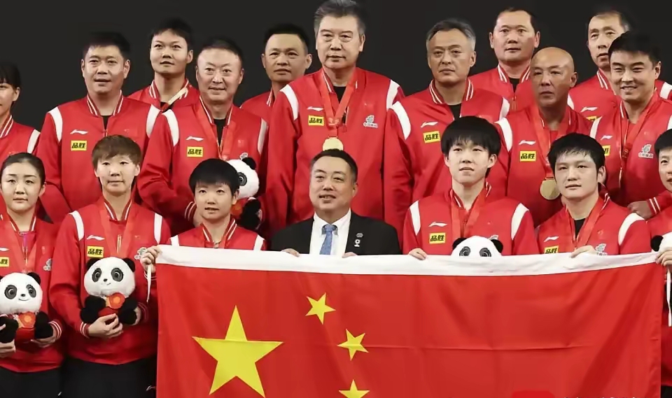 竞争激烈，选手们争夺金牌如临大敌的简单介绍