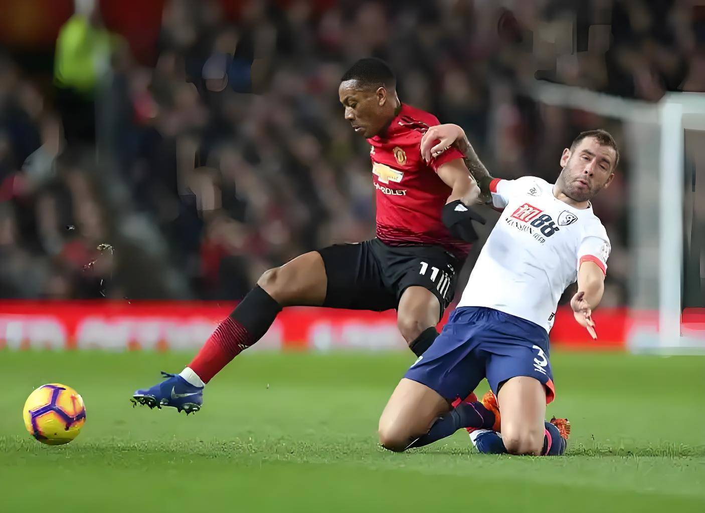 南安普顿主场不敌对手,丢失关键分数 南安普顿主场不敌对手,丢失关键分数