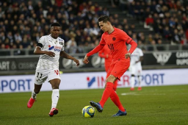 亚眠客场战平摩纳哥，客场不败的简单介绍