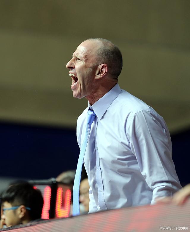 亚洲球队壮志凌云，冲击冠军