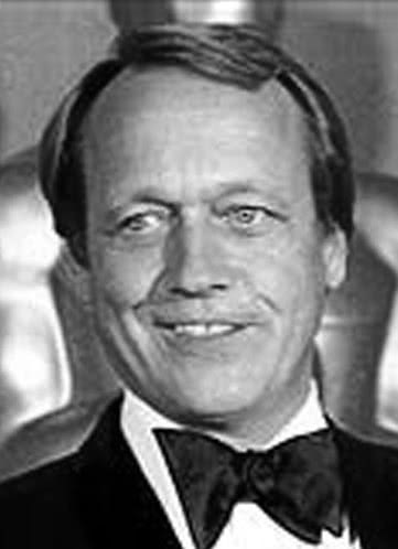 包含尼克斯轻取西班牙男篮，乔治·希尔惊艳世界的词条