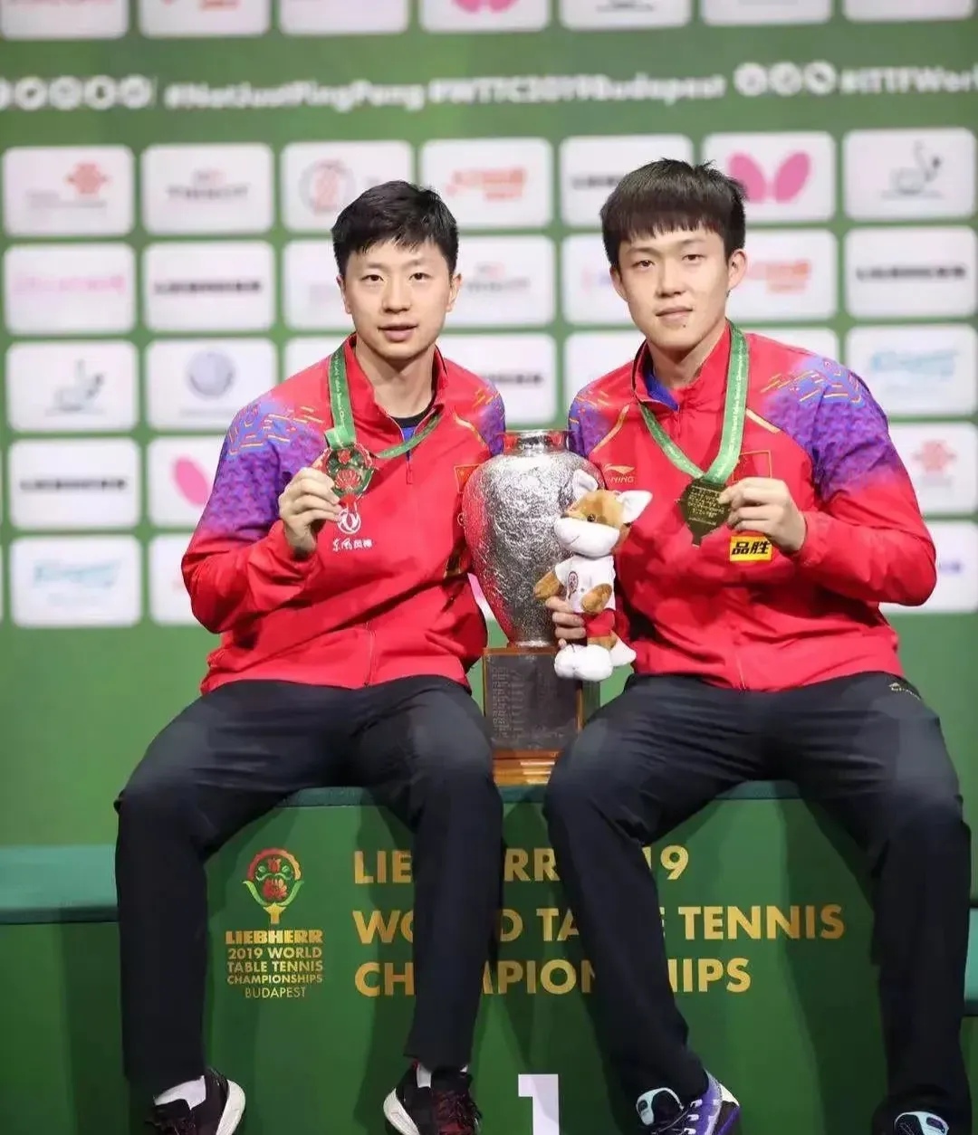 波兰乒乓球队轻取德国乒乓球队，马龙完成帽子戏法的简单介绍