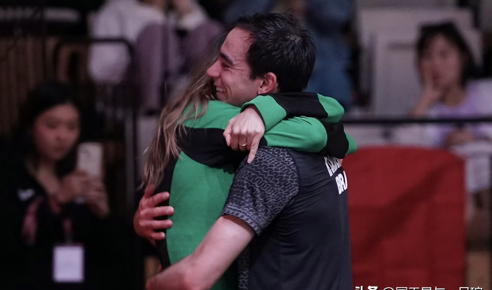 奥地利乒乓球队险胜法国乒乓球队,波尔送出助攻的简单介绍 奥地利乒乓球队险胜法国乒乓球队,波尔送出助攻的简单介绍