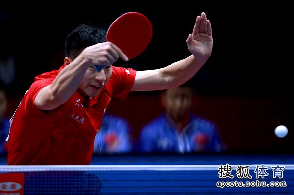 德国队鏖战奥地利队，马龙状态火热的简单介绍