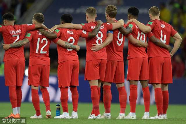 英格兰队逆转奥地利队，波尔点燃赛场的简单介绍